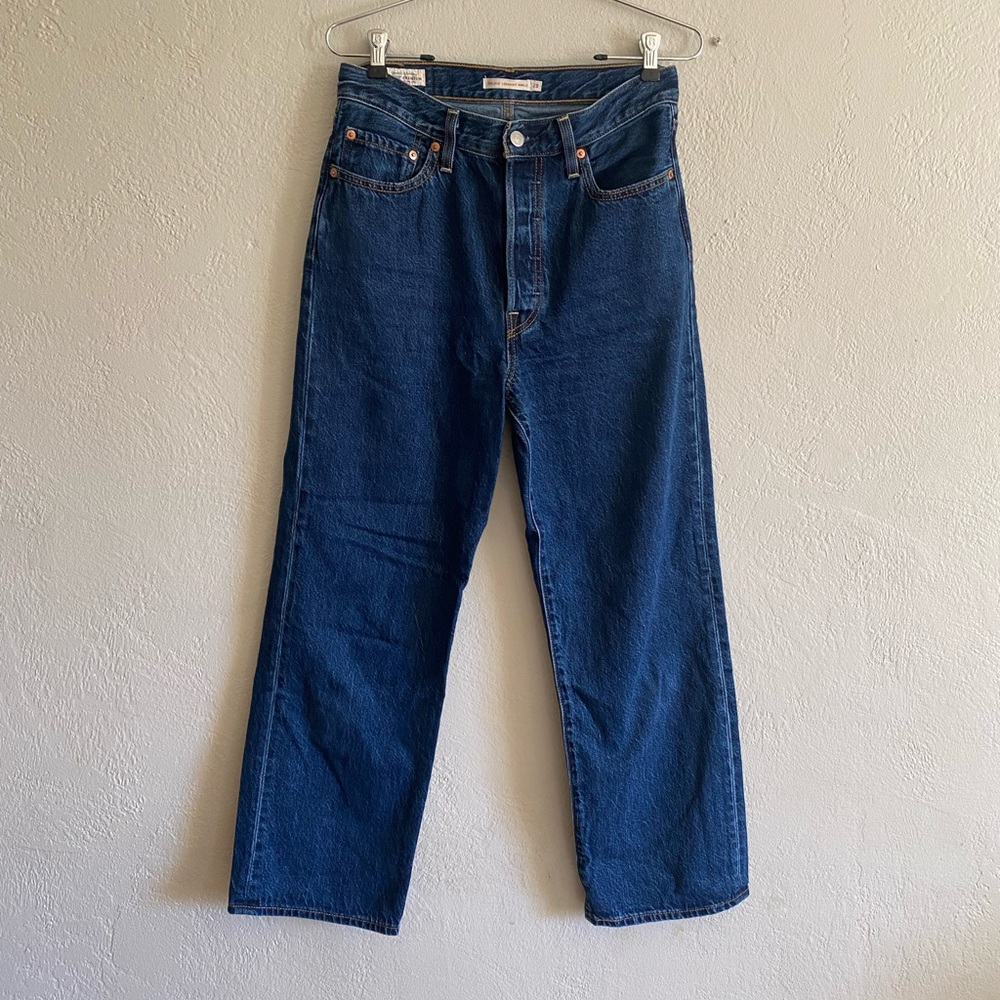 Levi’s Ribcage Straight Ankle Jeans